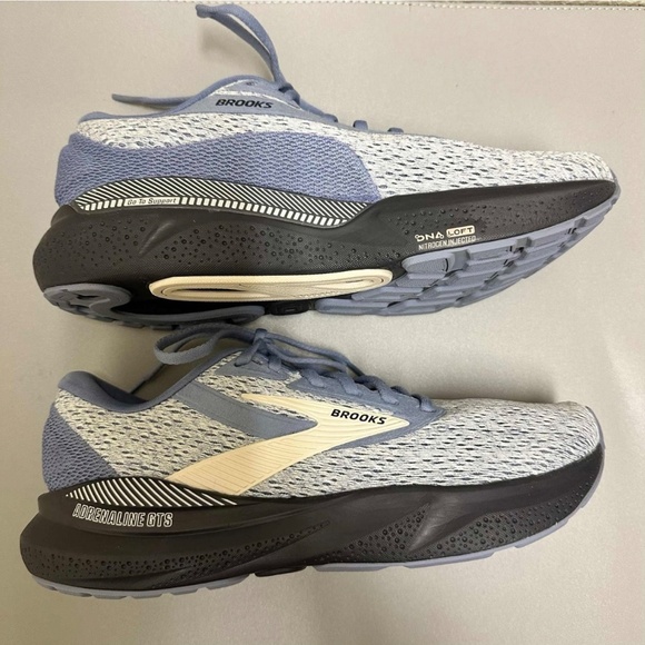 BROOKS Adrenaline 24 GTS Women’s Running Shoes Size 9 Small Wear Right Shoe - Picture 3 of 13